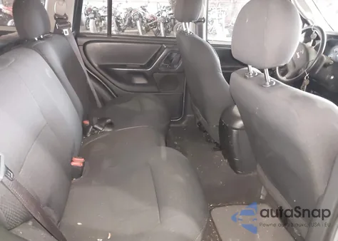 2002 Jeep Grand Cherokee Laredo from USA, damaged, VIN 1J4GW48S62C266256